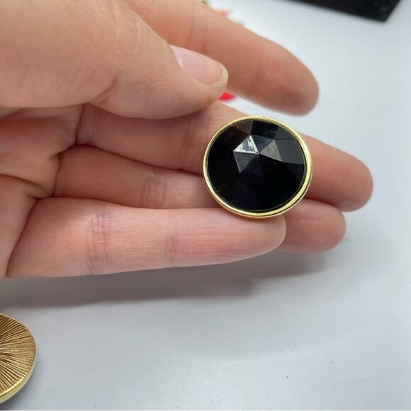 Vintage Black Enamel Gold Tone Earrings Pierced Round Fauceted - Picture 2 of 4